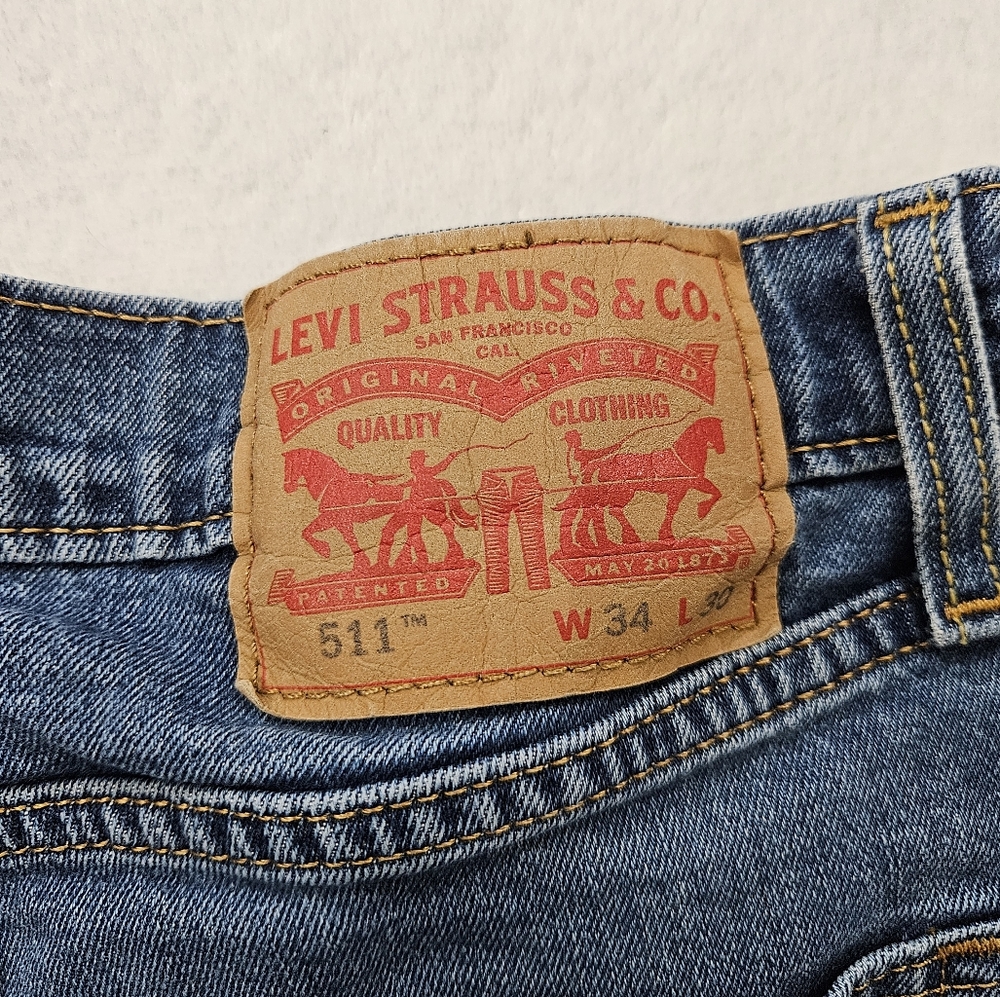 Levi's 511 Slim Fit Jeans in Blue Meduim Wash Men's Size 34X30 - Picture 4 of 4